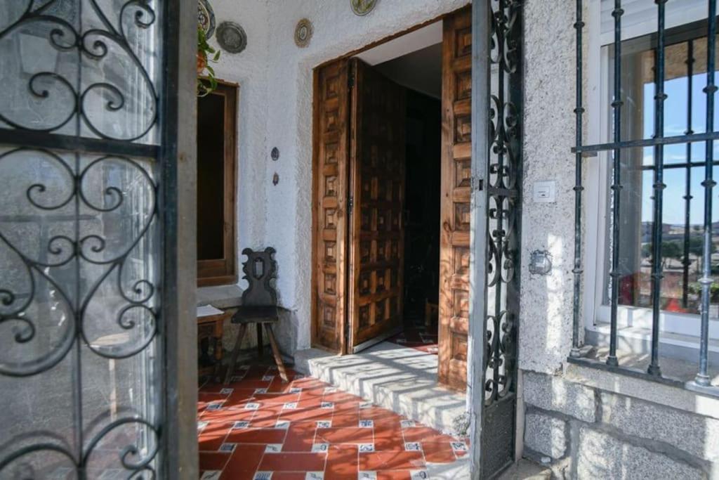 El Chalet De Gloria Santa Marta de Tormes Exterior photo
